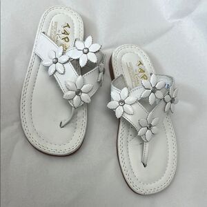 Taps by Kinder White floral embellished thong sandals NWOT size 10
